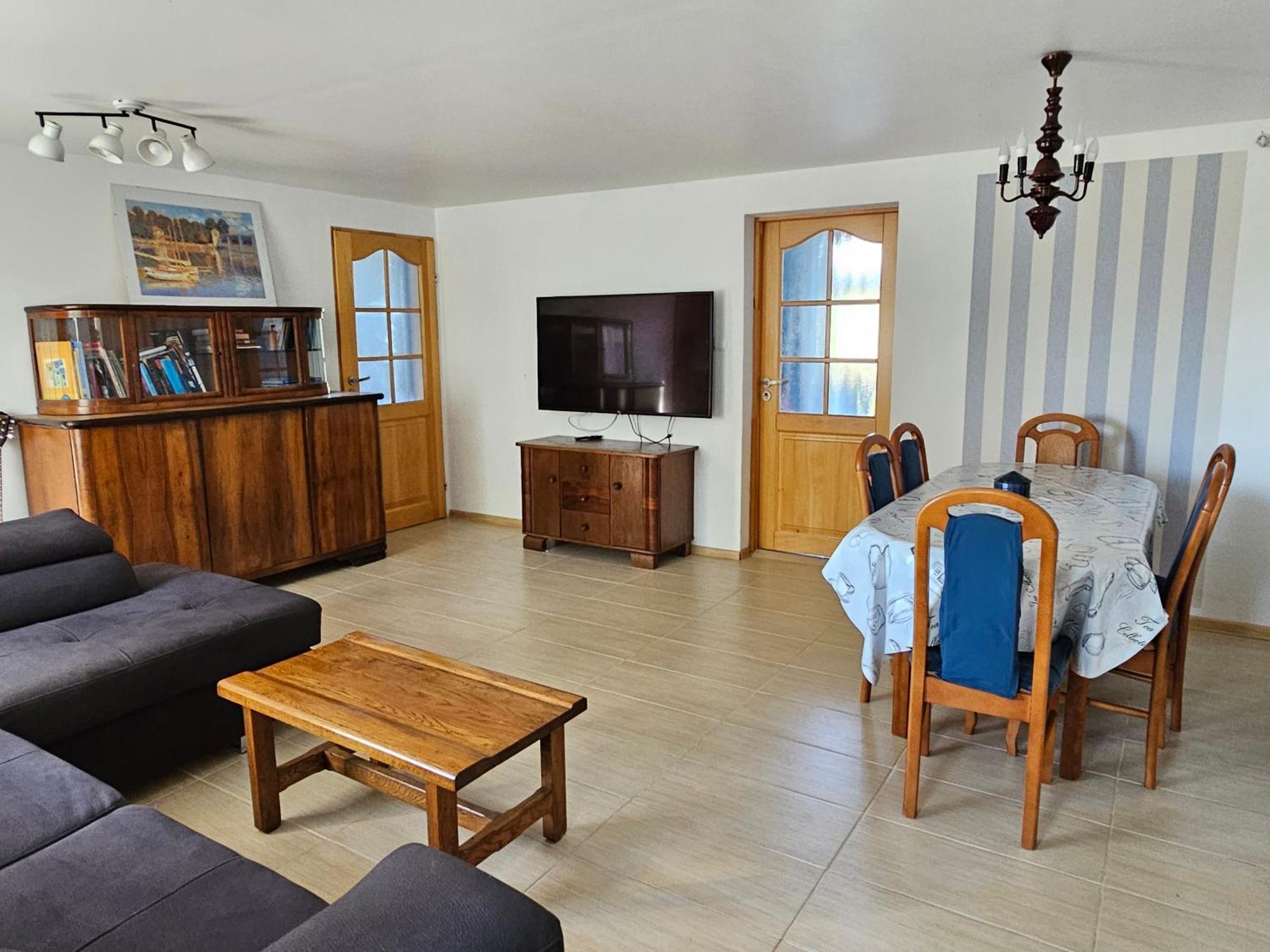 Apartamenty Nad Jeziorem Piaski Wolin Rom bilde